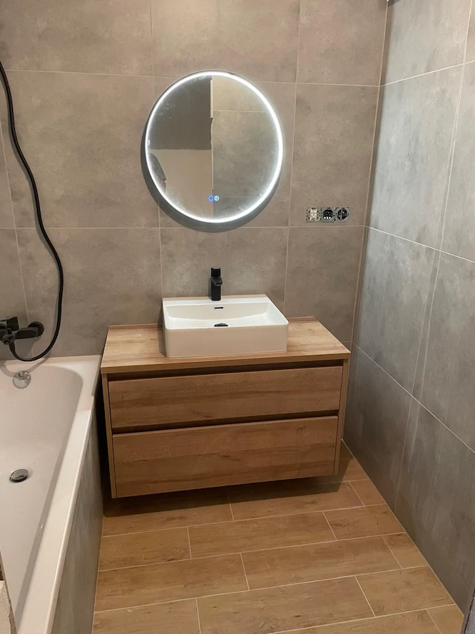 Koupelna se zrcadlem