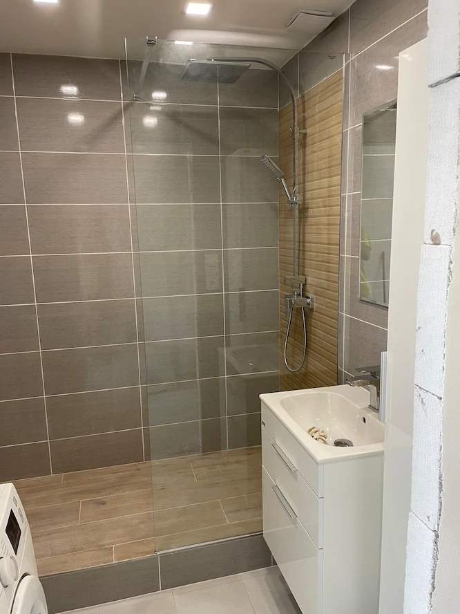 Moderní sprchový kout